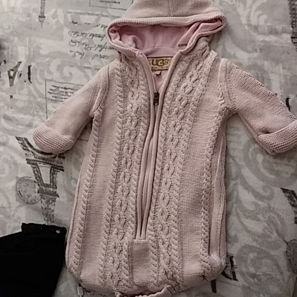 UGG Baby Swaddler